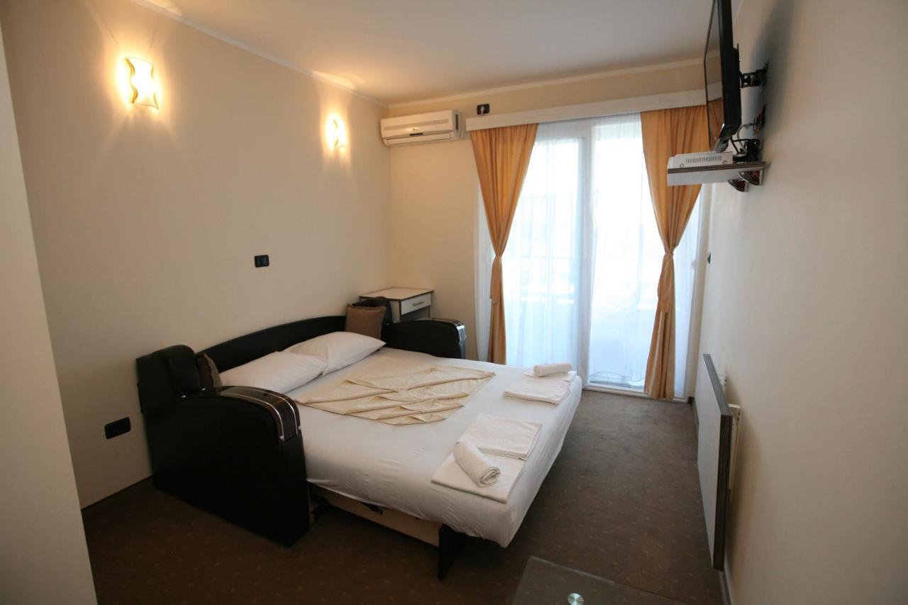 Vilaelenamarko Budva Exterior photo